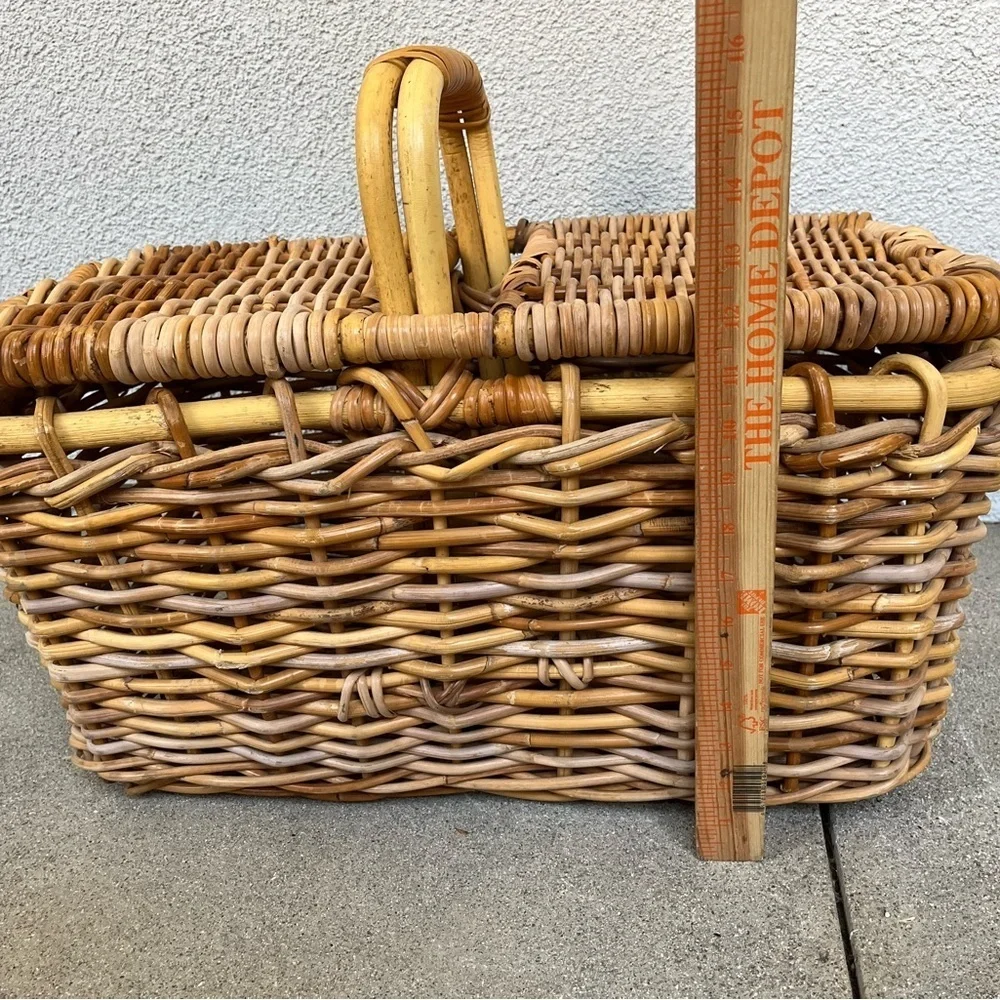 N/A charming wicker